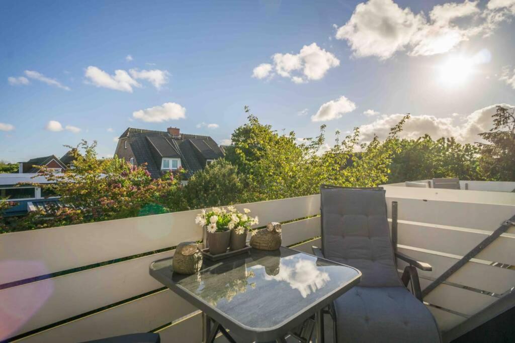 Apartament Maritim Und Individuell In Wenningstedt Mit Balkon Zewnętrze zdjęcie